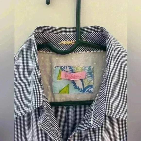 Lilly Pulitzer XS Button Down Resort Style Shirt - Picture 2 of 12